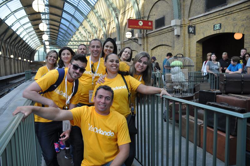 Grupo no Expresso de Hogwarts Grupo no Expresso de Hogwarts