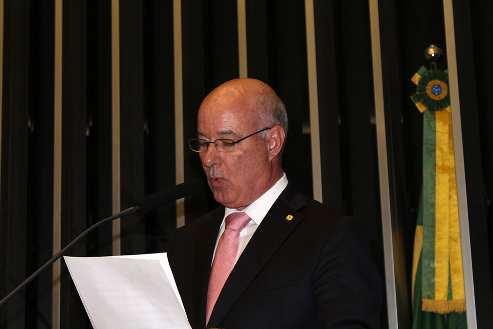 Herculano Passos em seu discurso Herculano Passos em seu discurso