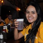 Iara Rodrigues, da MMT Gapnet, com o típico bigodinho da Cerveja Amanteigada