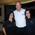 Marcia Galvão, da Star Alliance, Ralf Aasmann, da AirTKT, e Fernanda Gonçalves, da SAA