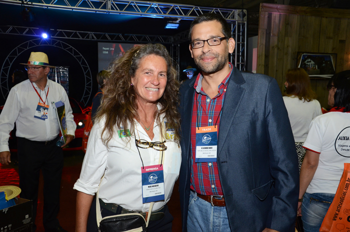 Mari Masgrau, do M&E, com Vladimir Novo, da Republica De El Salvador