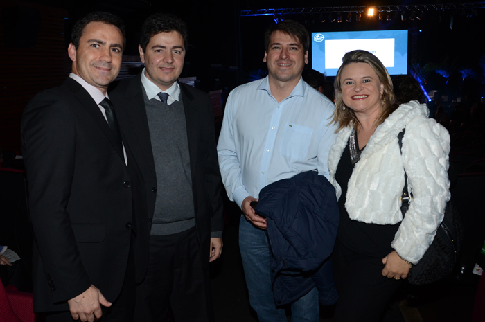 Rogerio Mendes, da CVC, Roberto Vertemati e Alex Bonareti, do Beto Carrero World, e Fernanda Morsch, da CVC
