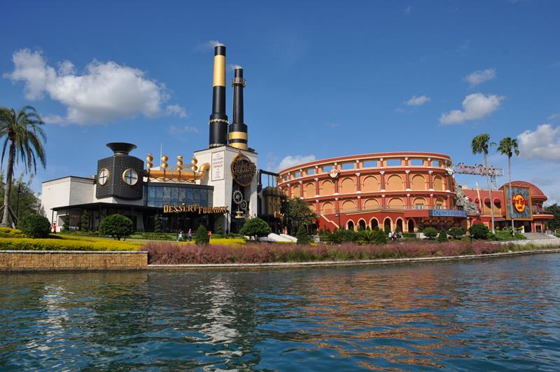 Vista da Chocolate Emporium e da Universal
