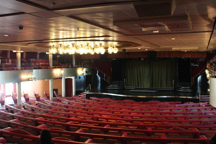 Auditório Broadway, com capacidade para 1200 pessoas Auditório Broadway, com capacidade para 1200 pessoas