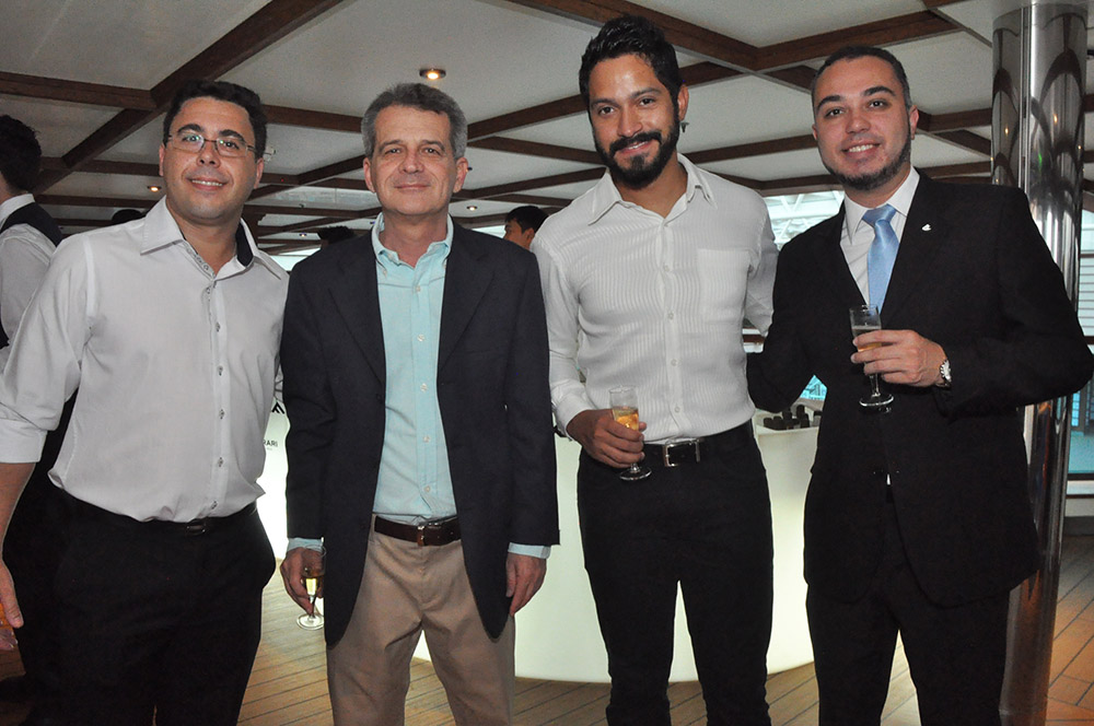 Fábio Guilhem, da Costa, Alceu Figueiredo, da VCPTur, Willian Gondin e Walfredo Alves, da Costa Fábio Guilhem, da Costa, Alceu Figueiredo, da VCPTur, Willian Gondin e Walfredo Alves, da Costa