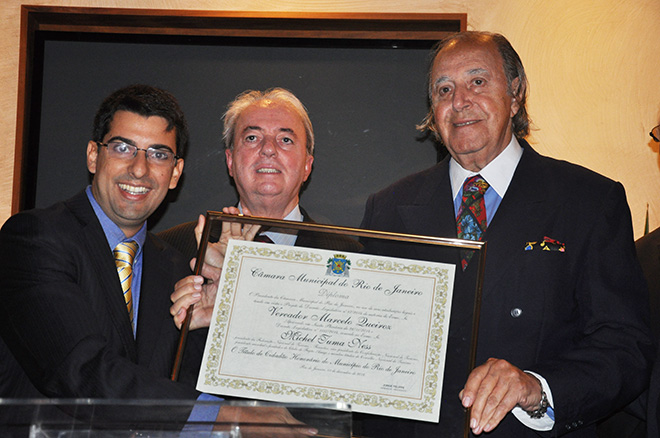 Michelao recebe seu titulo de cidadão honorário