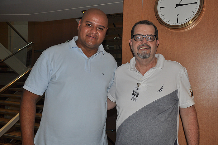 Denis Espinoza, da Visual Turismo, e Regis de Paula, da Central de Cruzeiros
