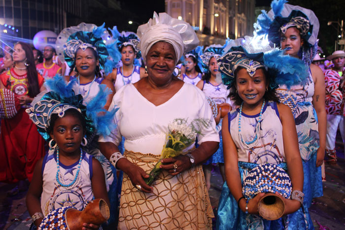 Gerações se misturam no carnaval de Pernambuco Gerações se misturam no carnaval de Pernambuco