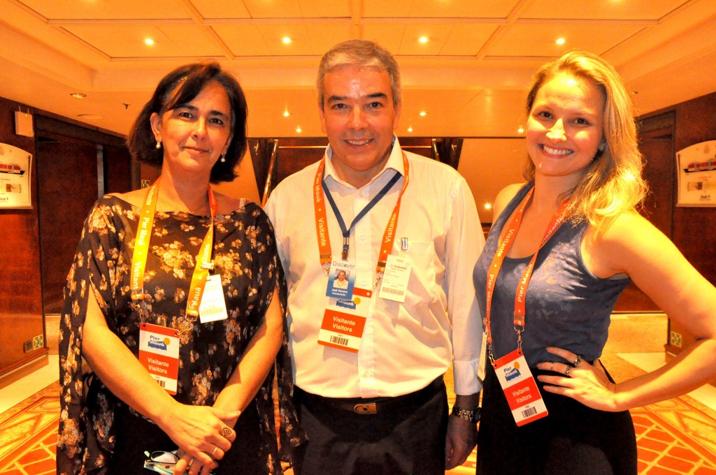 Monique Abrahão, José Pereira e Vanessa Cristani, da Discover Cruises Monique Abrahão, José Pereira e Vanessa Cristani, da Discover Cruises
