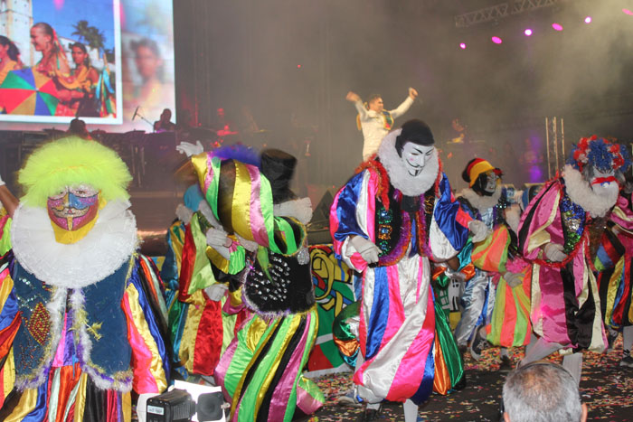 Palhaços, destaque da cultura pernambucana, se apresentaram no palco principal Palhaços, destaque da cultura pernambucana, se apresentaram no palco principal