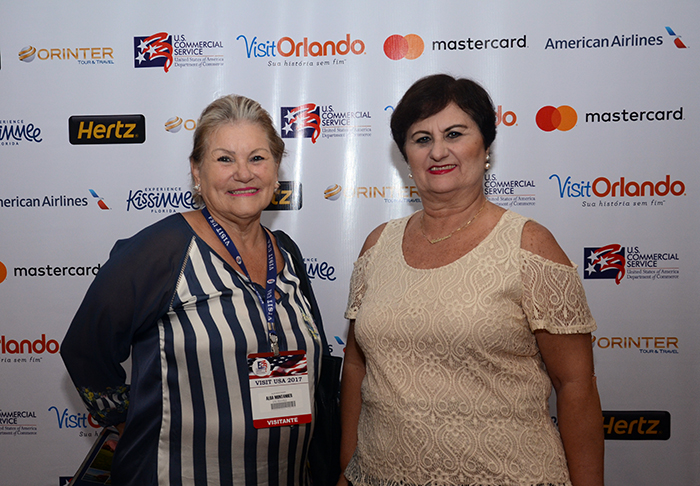 Alda Montanher, da 370 Travels e Catarina Matulovic, da Catarina Rio Turismo