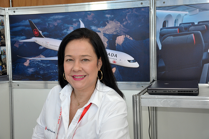 Ana Lucia Gomes, da Air Canada Ana Lucia Gomes, da Air Canada
