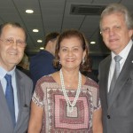 Antonio Azevedo e Edmar Bull com Teté Bezerra, do MTur