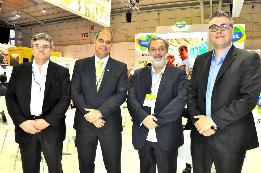 Antônio Ribeiro, da Azul, Rodrigo Correa, do ETB, Jorge Jesus e Giuliano Ponzio, da Azul Antônio Ribeiro, da Azul, Rodrigo Correa, do ETB, Jorge Jesus e Giuliano Ponzio, da Azul