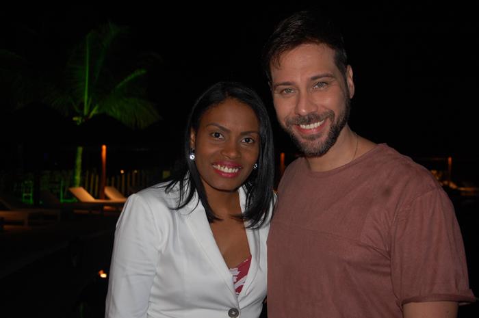 Candy Almonte, do Iberostar, com Flávio Valle, do Princípios Brazil