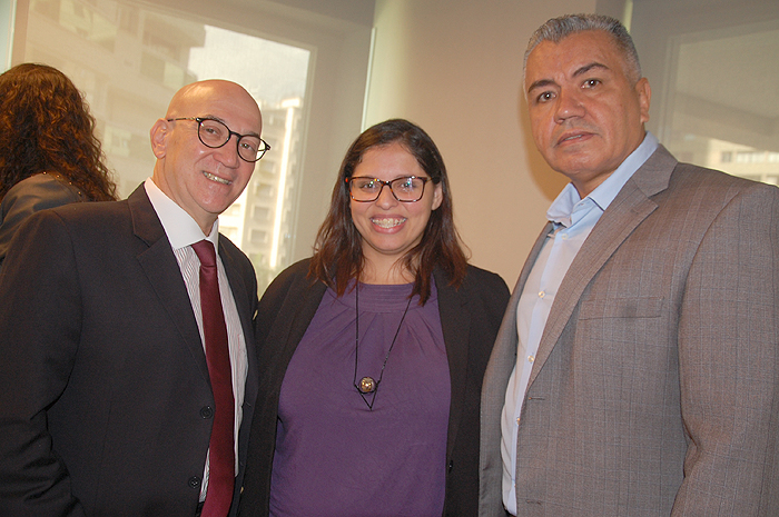 Dagoberto Silva, da Luzeiros, Carolinne Ribeiro, da Alatur JTB, e Carlos Nascimento, da Collection