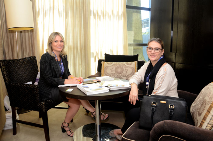 Elisa Cavallieri, da Mandarin Oriental, e Adriana Marques, da Quensberry Viagens Elisa Cavallieri, da Mandarin Oriental, e Adriana Marques, da Quensberry Viagens