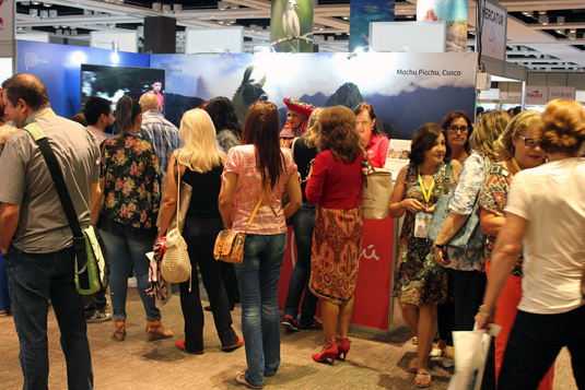 Estande do Peru, o mais movimentado da Feira. Estande do Peru, o mais movimentado da Feira.