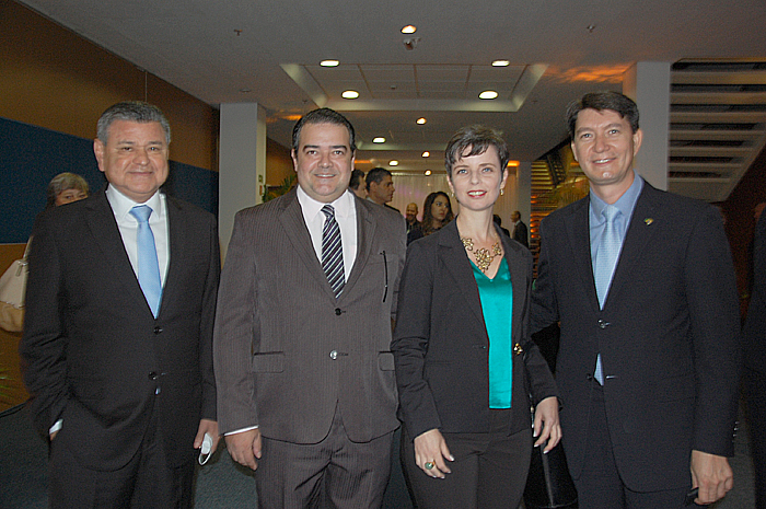 Felipe Gonzalez, da Abav-PR, Fernando Valente, do Igu City Bus, Trícia Sander, da 8 Vias Consultoria, e Pedro Falcon, da Personal Brasil