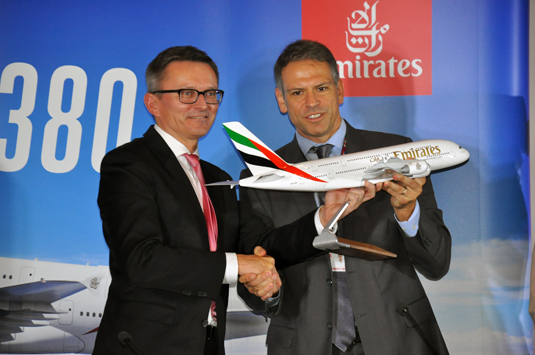 Hubert Frach, vice-presidente de Operações Comerciais no Ocidente da Emirates, com Gustavo Figueiredo, CEO do GRU Airport Hubert Frach, vice-presidente de Operações Comerciais no Ocidente da Emirates, com Gustavo Figueiredo, CEO do GRU Airport