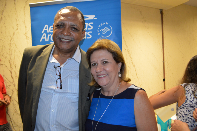 Jean Paul Gonzez, da Lilas Turismo eMaria Angela Carvalho, da Happy Tour Jean Paul Gonzez, da Lilas Turismo eMaria Angela Carvalho, da Happy Tour