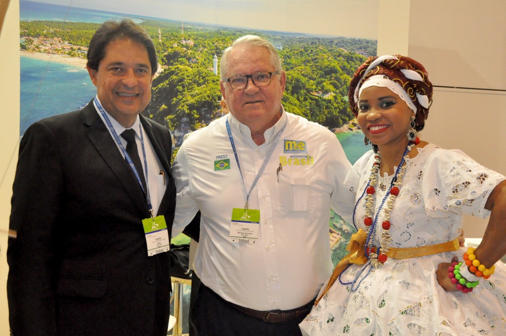 José Alves, secretário de Turismo da Bahia, e Roy Taylor, do M&E