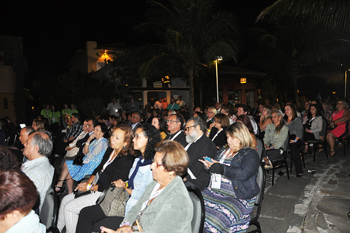 Mais de 300 agentes na solenidade de abertura Mais de 300 agentes na solenidade de abertura