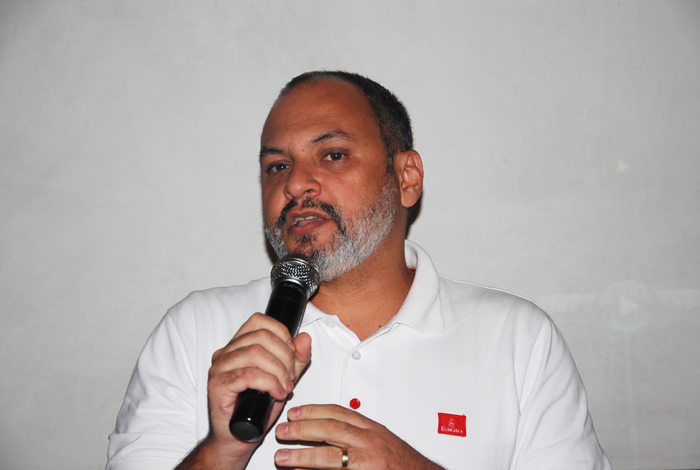 Marcelo Abreu, gerente de Vendas da Emirates destaca a chegada a SP do A380 Marcelo Abreu, gerente de Vendas da Emirates destaca a chegada a SP do A380