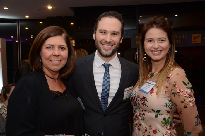 Marta Arnoso, da Atlanta Tour, Marco Ferrer, da Oceania Cruises, e Larissa Souza, da Atlanta Tour