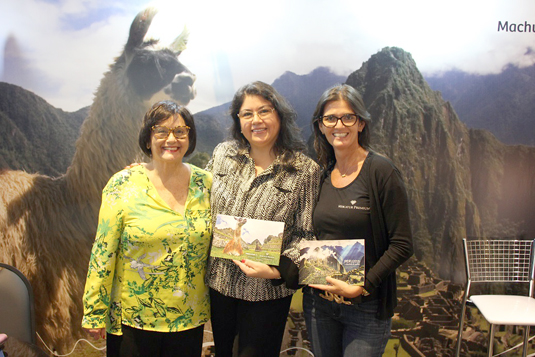 Milagros Ochoa com Nirce e Tamar Finkelstein, da Mercatur Premium Milagros Ochoa com Nirce e Tamar Finkelstein, da Mercatur Premium