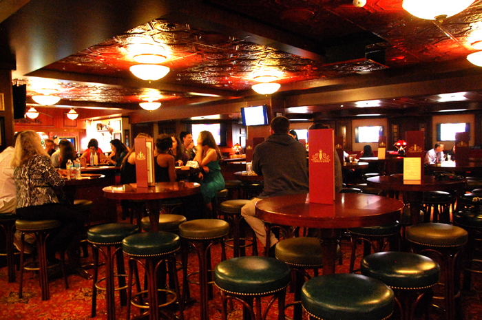 Novo Pub do Disney Wonder foi inspirado em Londres Novo Pub do Disney Wonder foi inspirado em Londres