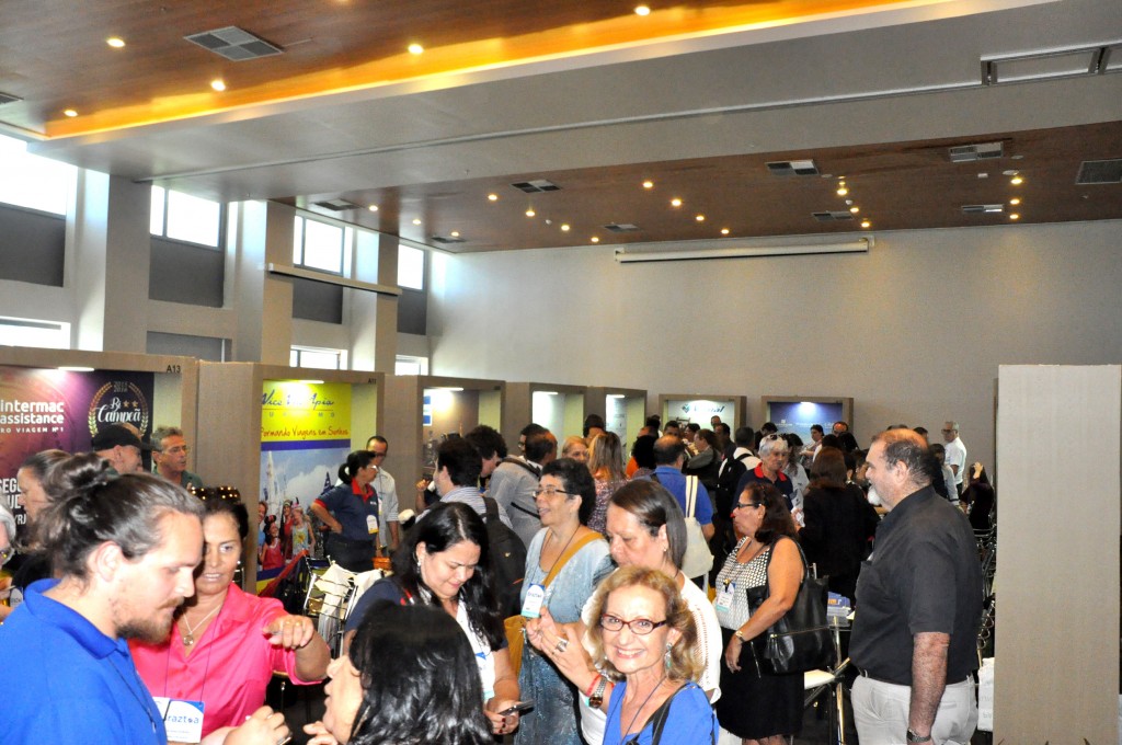 Os corredores do 10° ECB-RJ Braztoa estão lotados Os corredores do 10° ECB-RJ Braztoa estão lotados