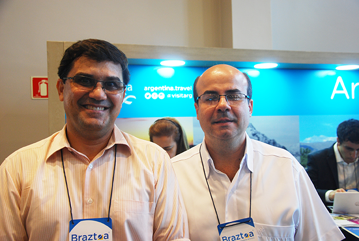 Otavio Oliveira e Wilson Campanelli, da Aerolineas Argentinas