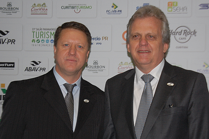 Pedro Kempe e Edmar Bull, presidentes das Abavs PR e Nacional