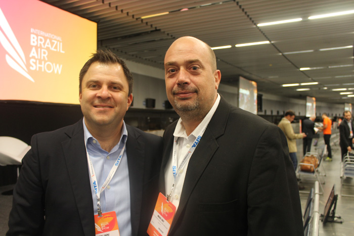 Randal Saez, da Gol e Michael Nagi, do Rio CVB
