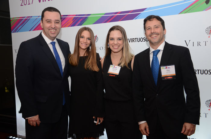Renato Hagopian, diretor da Qatar, Sheila Gersther, Carolina Tavares, e Guy Tible, da Qatar Airways