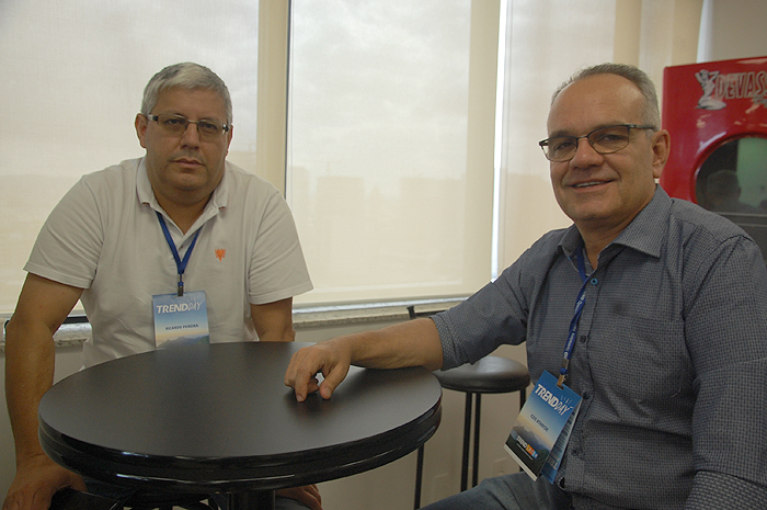 Ricardo Pereira, da Trilhas Turismo e Ézio de Souza, da Tastur Viagens