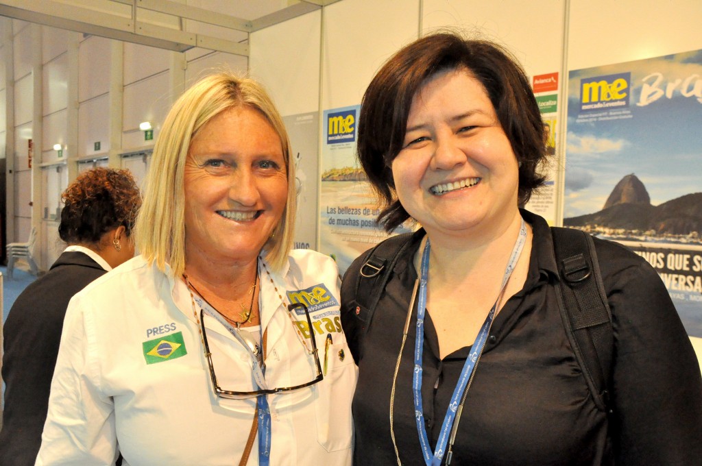 Rosa Masgrau, do M&E, e Jerusa Hara, da Embratur Rosa Masgrau, do M&E, e Jerusa Hara, da Embratur