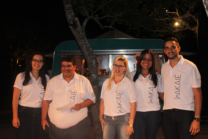 Tom Gobira com equipe do La Torre