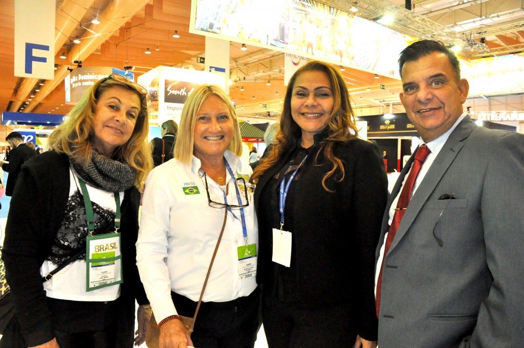 Vania Mendes, da Rentamar, Rosa Masgrau, do M&E, Oreni Braga, da Amazonastur, e Luis Orlando, de Ilhabela Vania Mendes, da Rentamar, Rosa Masgrau, do M&E, Oreni Braga, da Amazonastur, e Luis Orlando, de Ilhabela