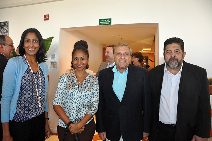 Viraj LeBailley, Carolina Souto, do Cpnsulado com Salvador Saladino,da Bito e Marcos Madeira, da ABT Viraj LeBailley, Carolina Souto, do Cpnsulado com Salvador Saladino,da Bito e Marcos Madeira, da ABT