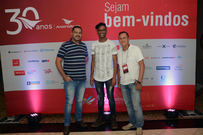 Wellington Miranda, daMundo Viagens, Nascizo Santos, da Promotur, e Nei Balbino, da Balbinotor