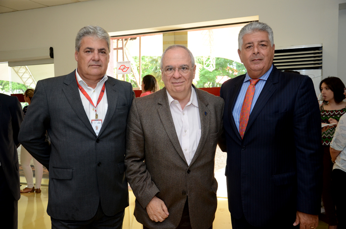 Eduardo Colturato, da SPTuris, Aristides Cury, do Skal SP, e Caio Sergio Calfat Jacob, da Secovi SP Eduardo Colturato, da SPTuris, Aristides Cury, do Skal SP, e Caio Sergio Calfat Jacob, da Secovi SP