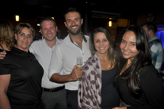 Luciane Casagrande, do Westgate Resorts, Felipe Timerman, do SeaWorld, com Neto Fernandes, Claudia Lobo e Bruna Palmas, da Wolf Luciane Casagrande, do Westgate Resorts, Felipe Timerman, do SeaWorld, com Neto Fernandes, Claudia Lobo e Bruna Palmas, da Wolf