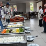 Um buffet caprichado para o almoço