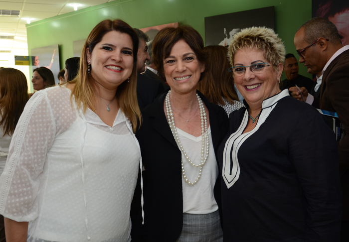 Elisabete Sorrentino, do SPCVB, entre, Sumara e Leila Lorusso, da Nin Hao Elisabete Sorrentino, do SPCVB, entre, Sumara e Leila Lorusso, da Nin Hao