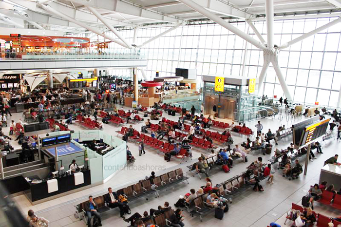 A aeroporto de  Heathrow lidera os Top Ten da Europa
