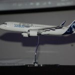 Modelo do A320neo exposto na mesa
