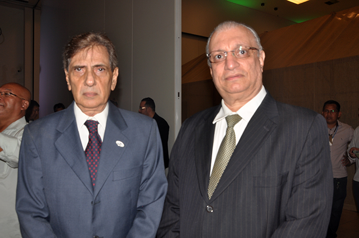 Roberto Simão, presidente da ABIH-AM e Paulo Tadros, presidente da Fecomercio Roberto Simão, presidente da ABIH-AM e Paulo Tadros, presidente da Fecomercio