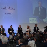 Autoridades durante a solenidade de abertura